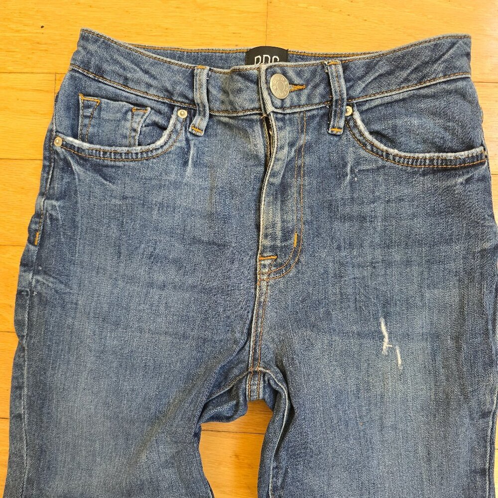 ​BDG | Twig medium wash denim high rise distressed skinny jeans | WMS 27" - Picture 2 of 9